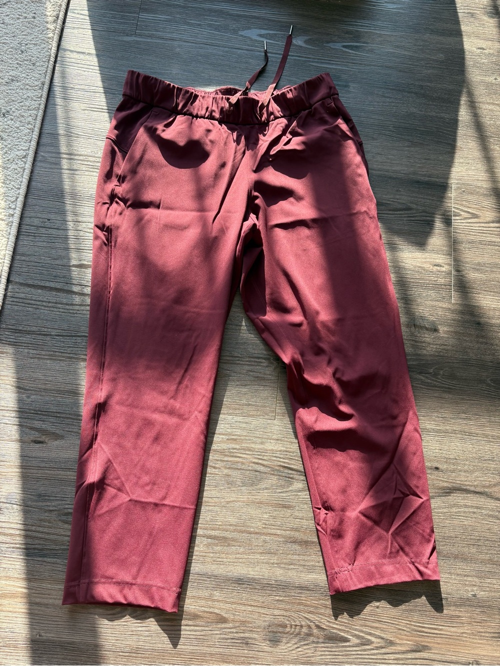 Lululemon On the Fly pant - size 8